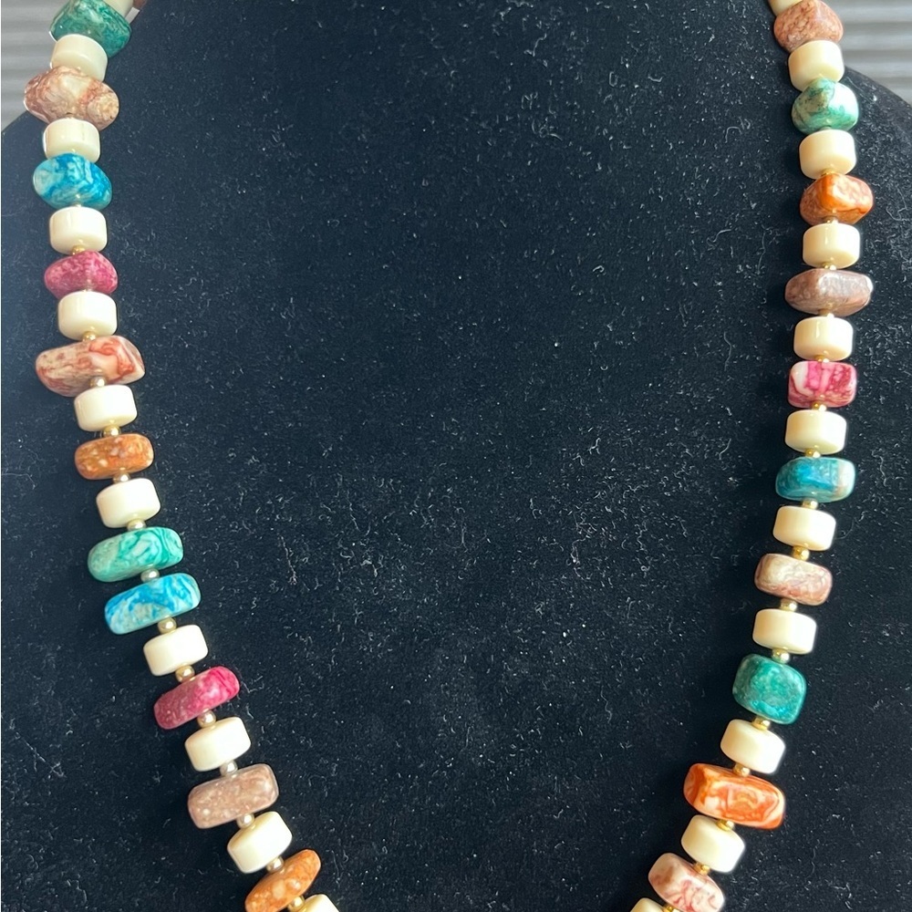 Premier Designs? Multi Stone Look Necklace Beaded Faux Agate Jasper NWOT #453 - Picture 2 of 5
